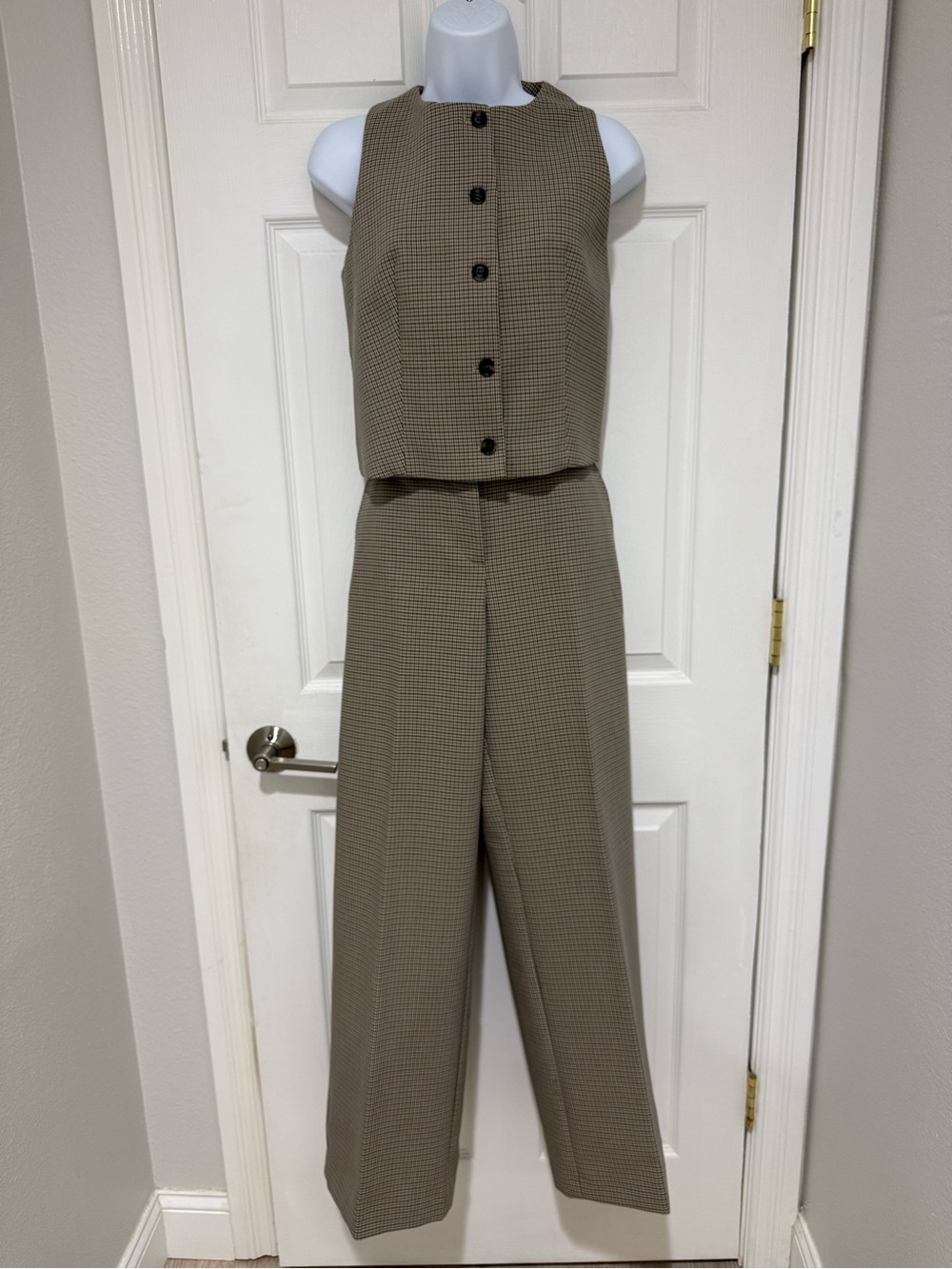 Zara High-Waist Wide-Leg Plaid Trousers and Top Set in Beige Small and Medium - Picture 3 of 10